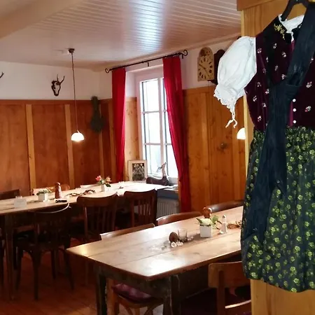 Landgasthof Gruener Baum Badenweiler