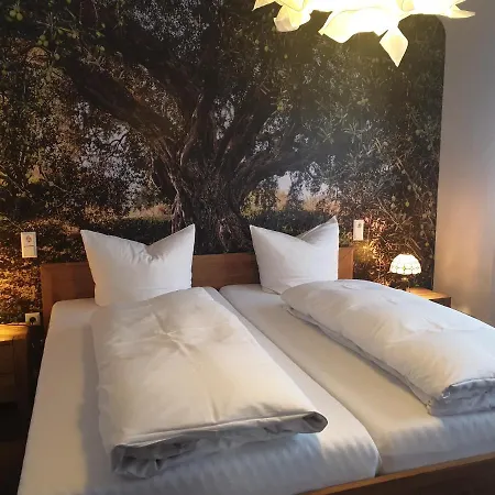 Landgasthof Gruener Baum بيت ريفي بادنويلر